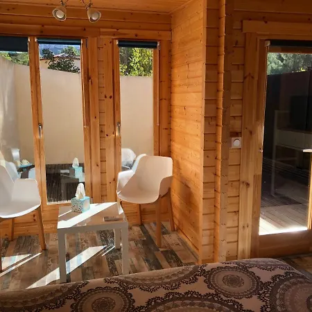 Chalet de La Source Rognac Extérieur photo